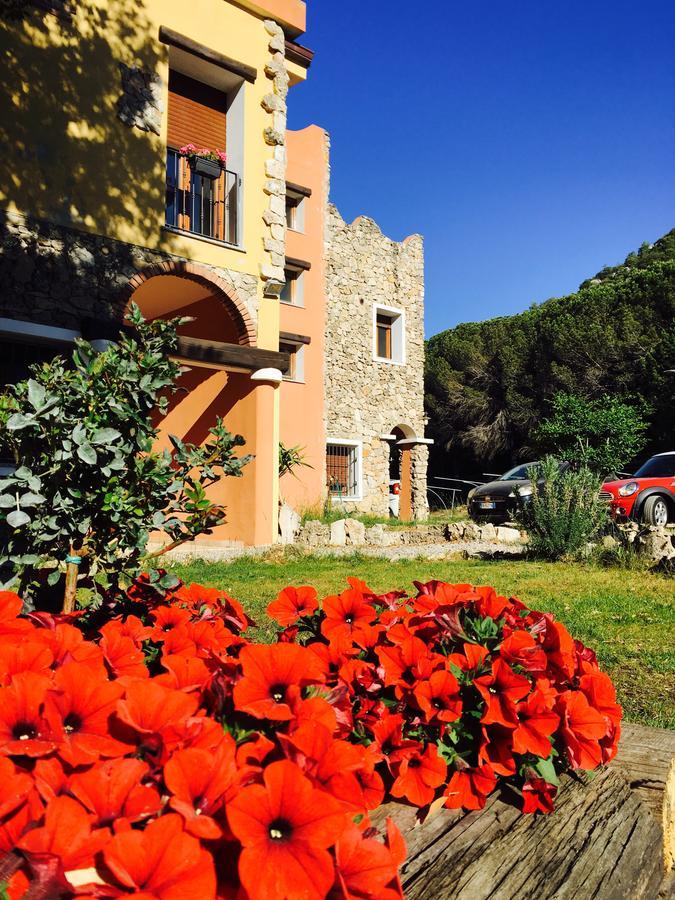 Scala San Giorgio Hotel Osini