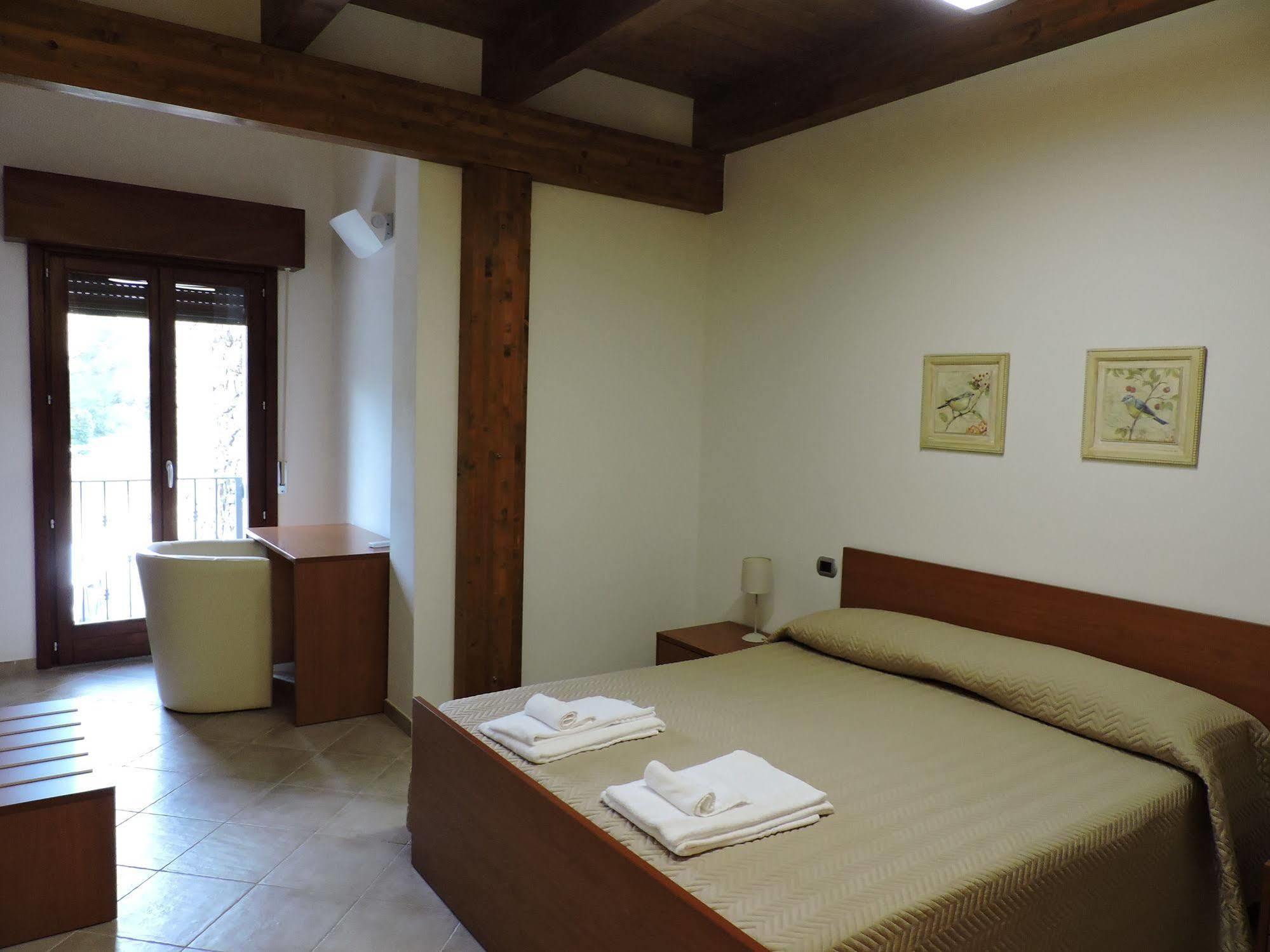 Hotel Scala San Giorgio Osini